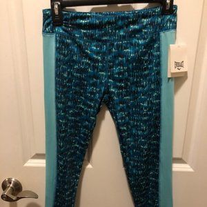 NWT Everlast Girls Printed Capri Leggings ( L-14)